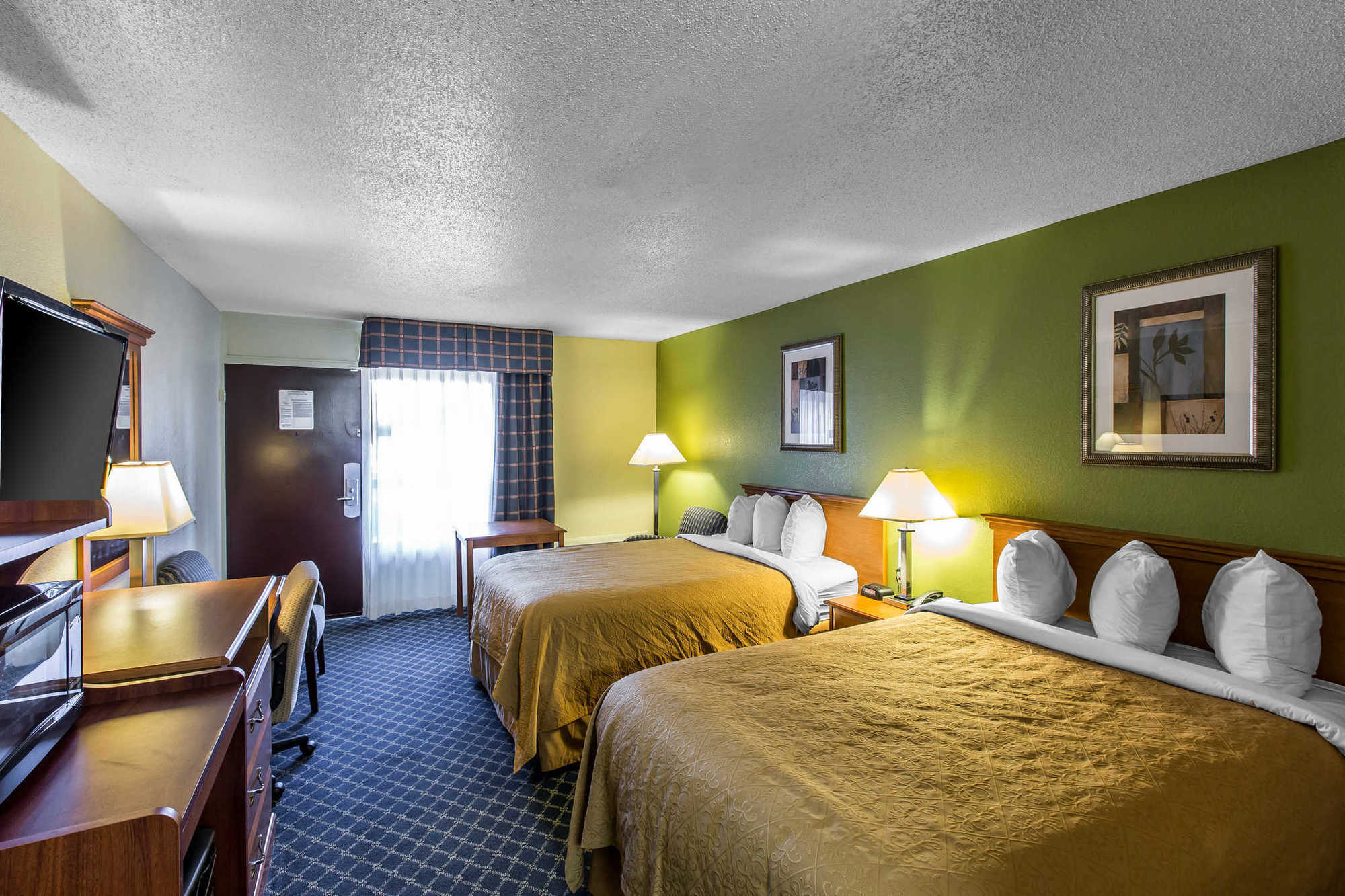 Quality Inn Midtown Savannah Rom bilde
