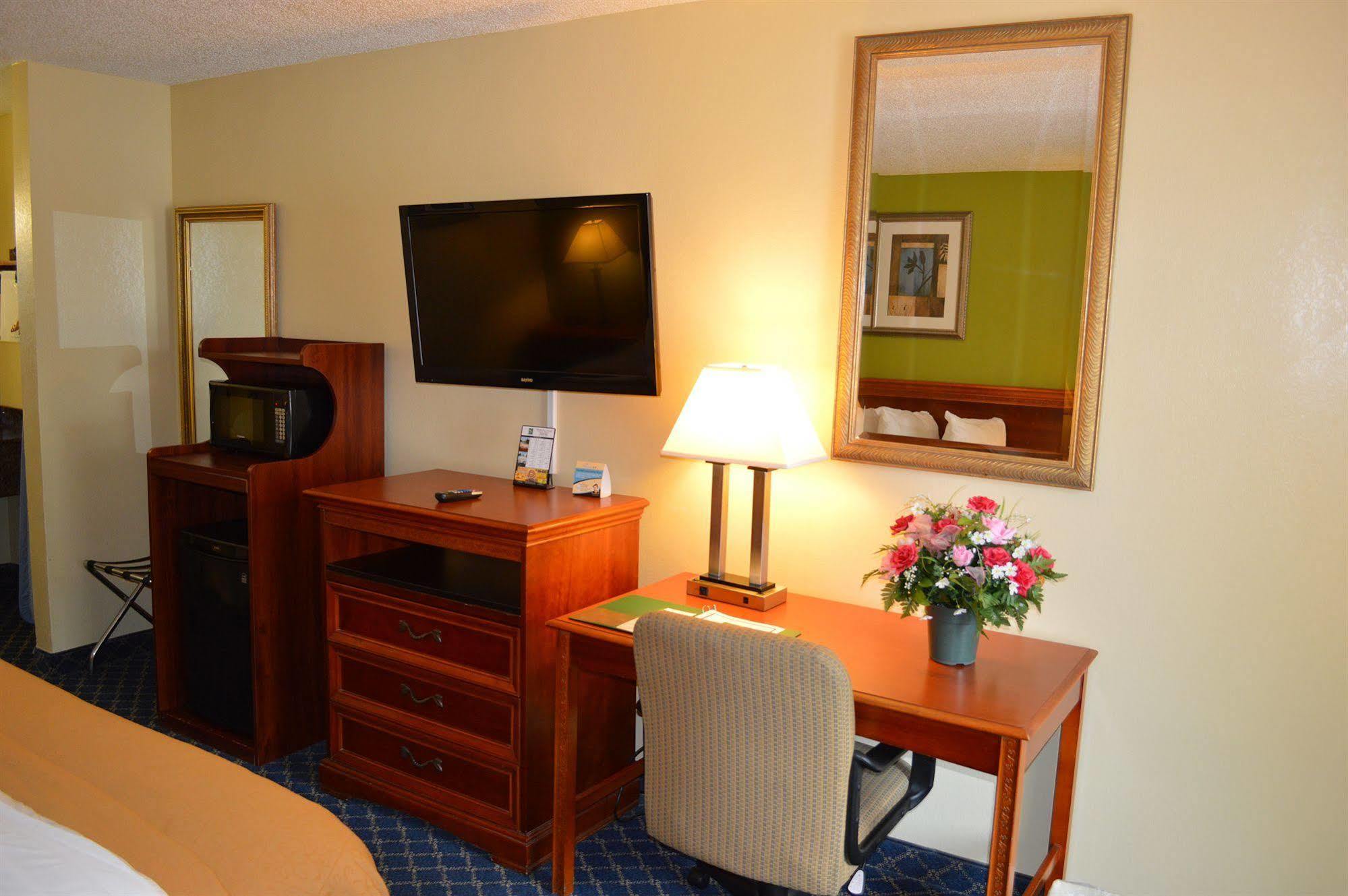 Quality Inn Midtown Savannah Eksteriør bilde